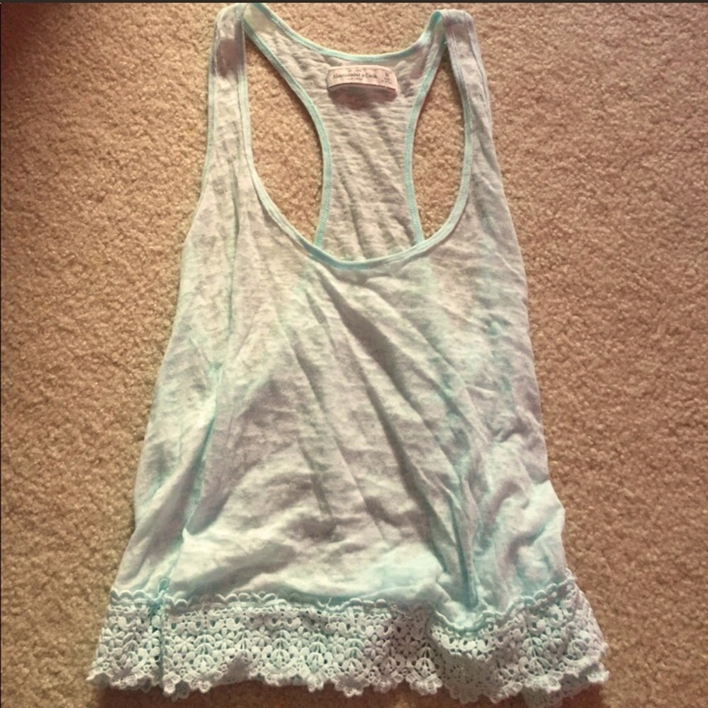 Sz s blue sheer tank scallop design on low hem